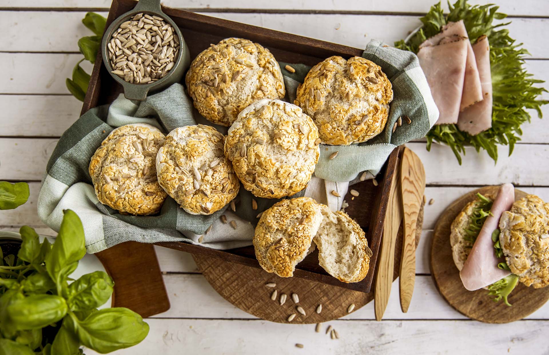 Glutenfrie rundstykker med sesamfrø