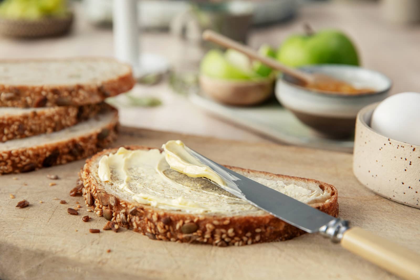 Brødskive med margarin, eksempel på sunt fett
